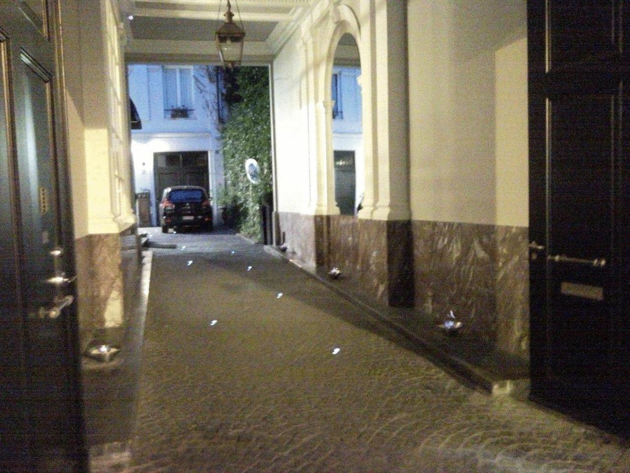 Hotel La Legende Brussels Exterior photo